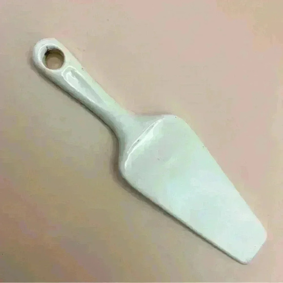 Vintage Mid-Century Ceramic 9” Pie & Cake Fine China Server Gold Scroll - Picture 3 of 7